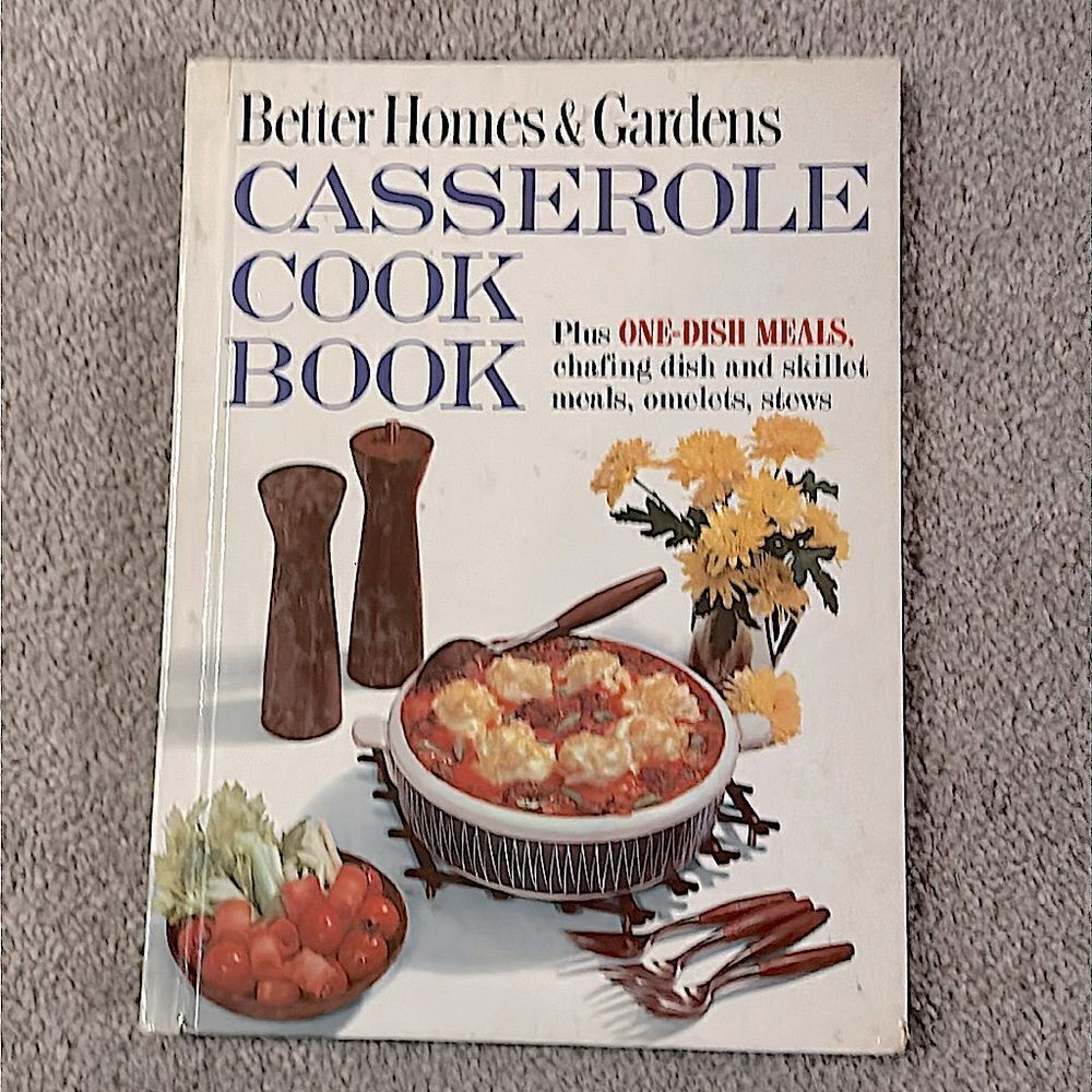 Vintage Better Homes & Gardens Casserole Cook Book!